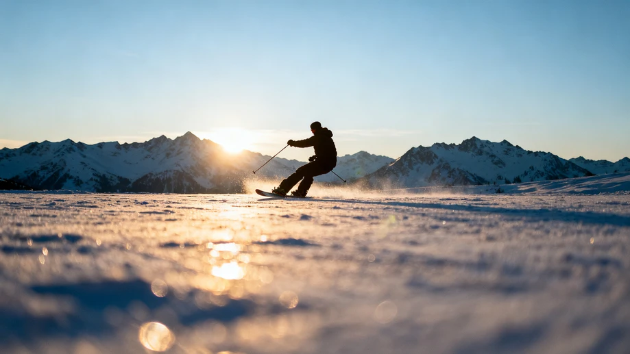 Build Skiing Habits for a Healthier Winter
